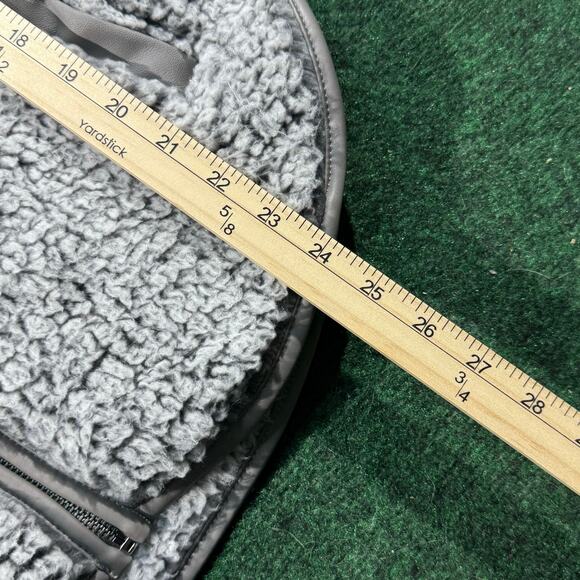 Women's Abercrombie & Fitch Sherpa Zip-Up Vest A&F Collection Size XS 18x24 - Picture 7 of 8